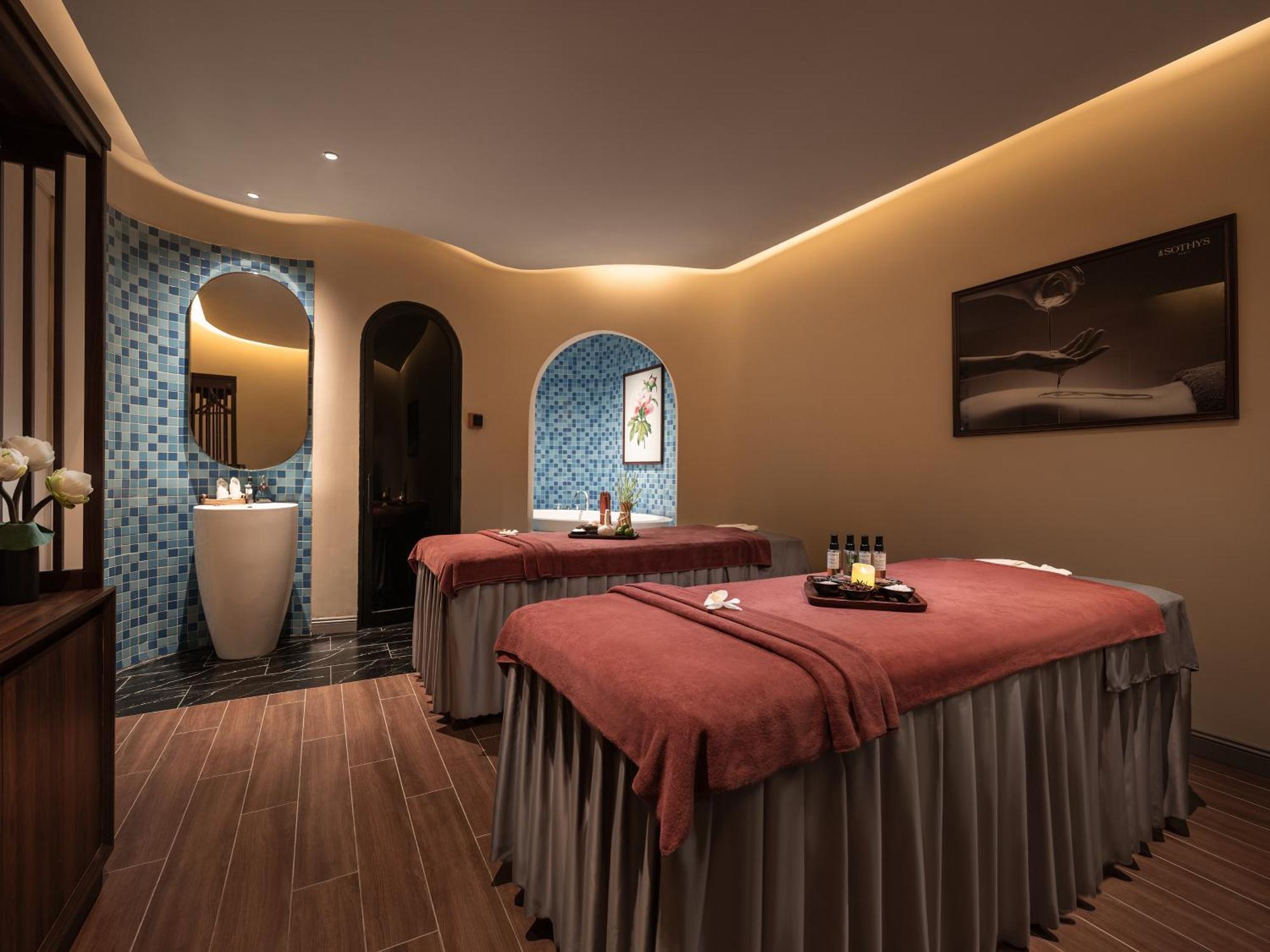 Classyc Hotel Ханой Екстериор снимка