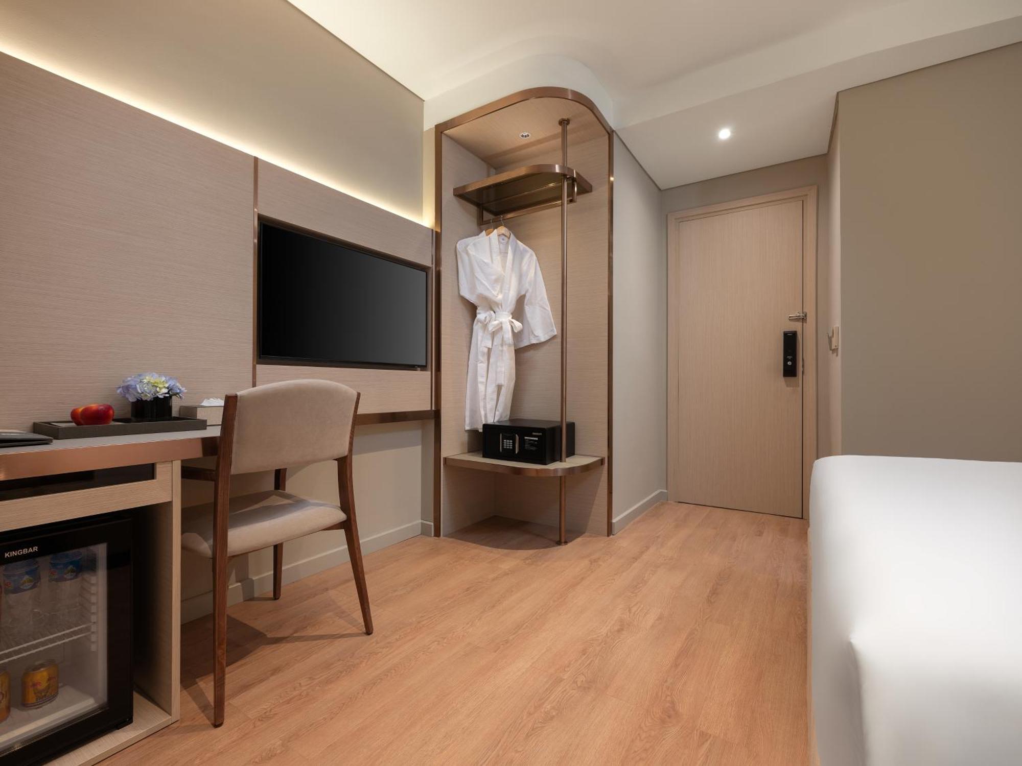 Classyc Hotel Ханой Екстериор снимка